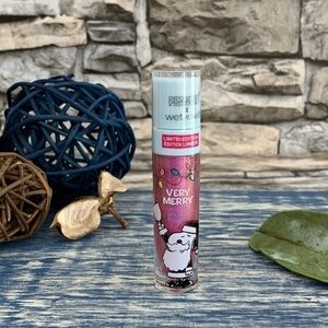 Wet n Wild x Peanuts Christmas Pageant Very Merry Lipgloss Limited Edition New